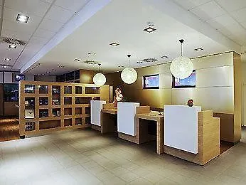 Ibis Alsterring Hotel Amburgo