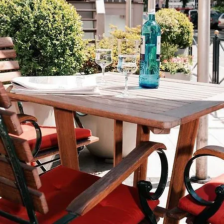 Western St. Raphael 4*