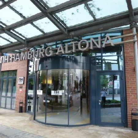 Hotel Nh Altona 4*
