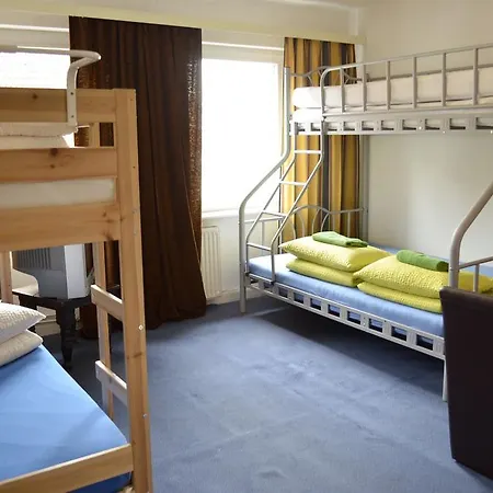 Hotel Lauenburger Hof 2*