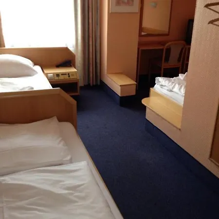 A1 Raststaette & Motel Hamburg-Stillhorn 2*
