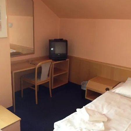 A1 Raststaette & Motel Hamburg-Stillhorn Motel 2*