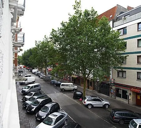 Homestay Gaestezimmer Auf St. Pauli *