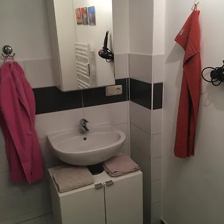 Apartment Souterrain *