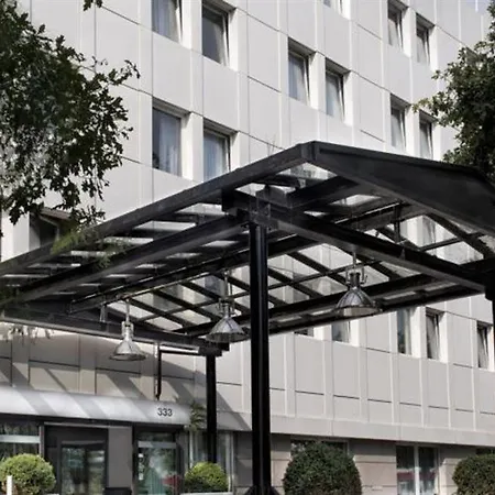 Ξενοδοχείο Park Arena 3*