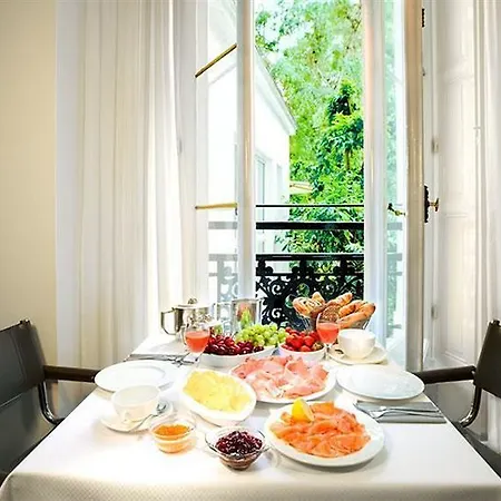 Aussen Alster Szálloda 4*