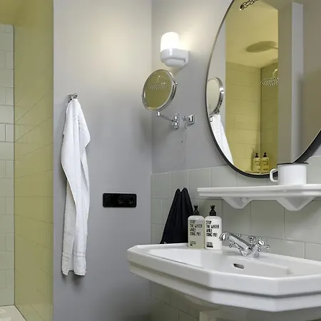 25hours Altes Hafenamt Hotel 4*