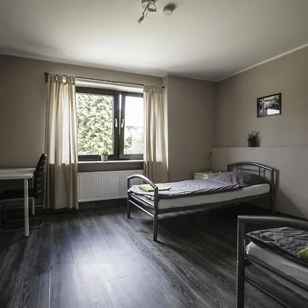 Frank's Hus *
