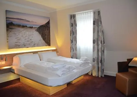 Hotel My 3*