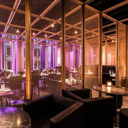 Hotel Empire Riverside 4*