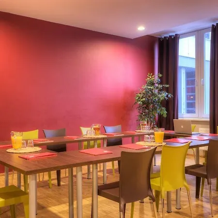 Otel Meininger Center