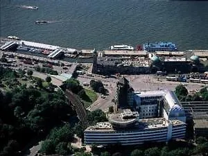 Szálloda Hafen Hamburg
