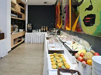 Hotel Western Plaza
