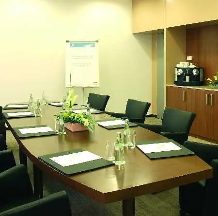 Nh Altona Otel 4*