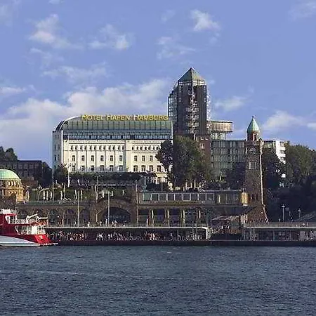 Hafen 4*