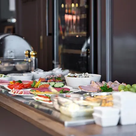 Hotel Boutique Poppenbütteler Hof 4*