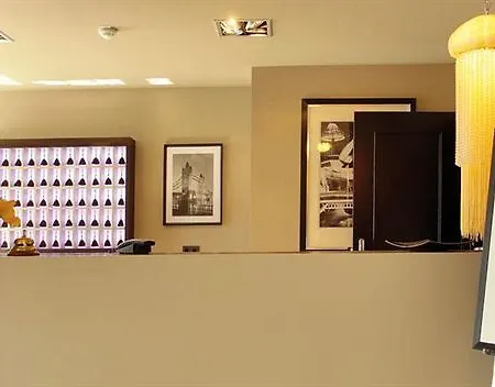 Boutique Poppenbütteler Hof 4*