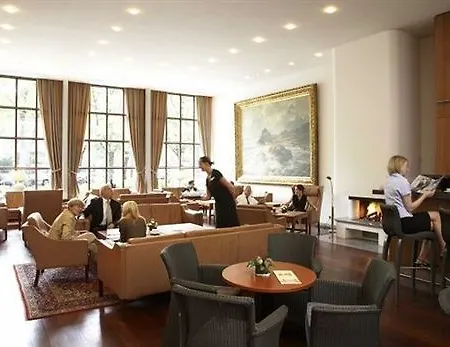 Baseler Hof Hotel 4*