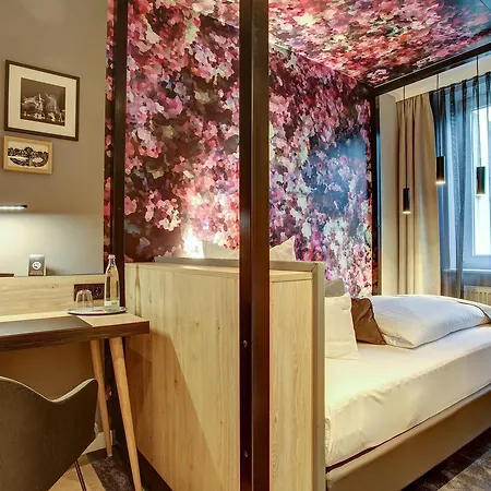 Hotel Vienna House Easy By Wyndham 3*