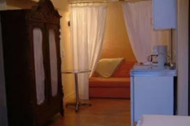 Bel Etage Hotel 3*