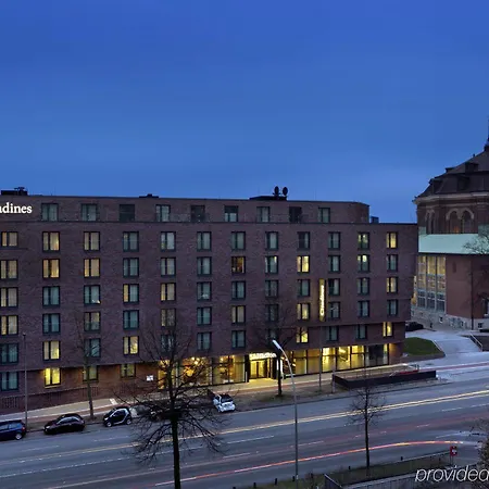 Citadines Michel Aparthotel 4*