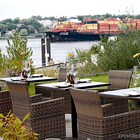 Szálloda Elaya Finkenwerder Ehemals The Rilano