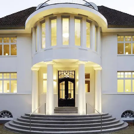 Haus Rissen Gaestehaus Hotel 3*