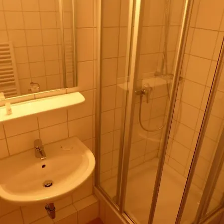 Haus Rissen Gaestehaus Hotel 3*