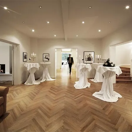 Haus Rissen Gaestehaus 3* Wedel