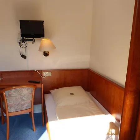 Haus Rissen Gaestehaus Hotel 3*