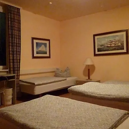 Bergedorf Haus 9 Inn *