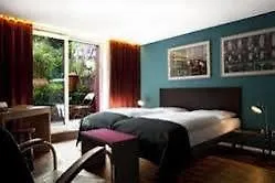 Kleine Schwarze Hotel 4*