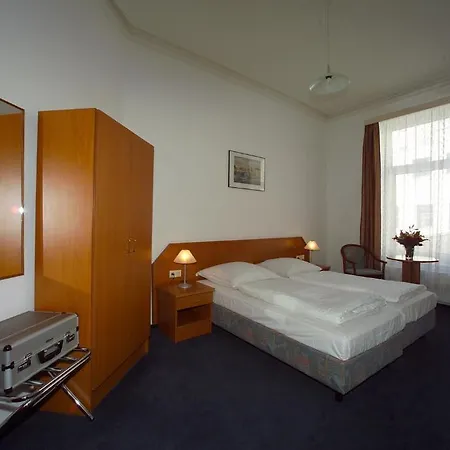 Lumen Am Hauptbahnhof Hotel