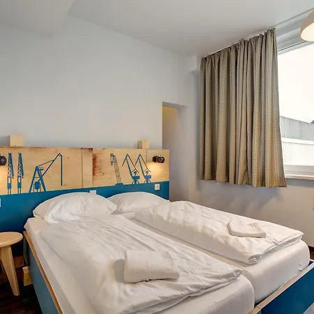 Otel Meininger Center