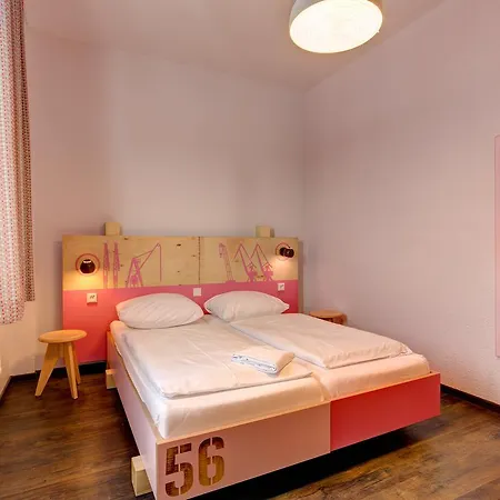 Meininger Center Otel 3*