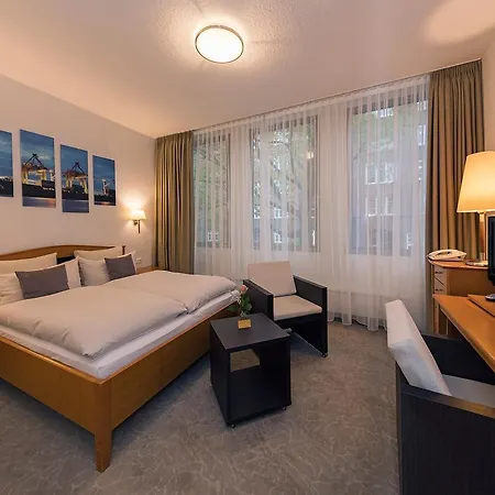 Cristobal Hotel 3*