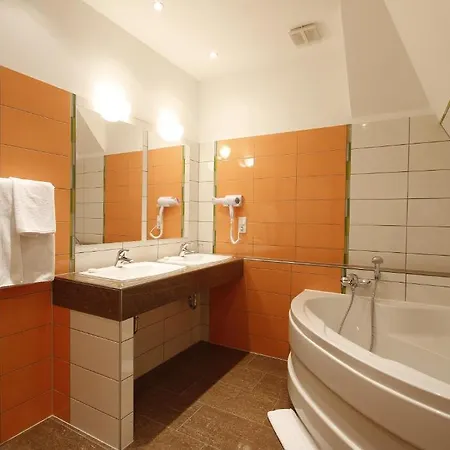 Preuss Im Dammtorpalais 3* המבורג