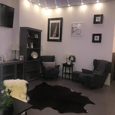 Hotel Hamburg Apart 2*