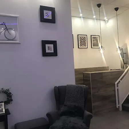 Hamburg Apart Hotel 2*
