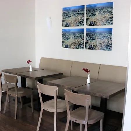 Novum Eleazar Center 4*