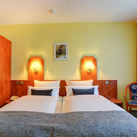 Hotel Elbinsel Free Parking Hotel 3*