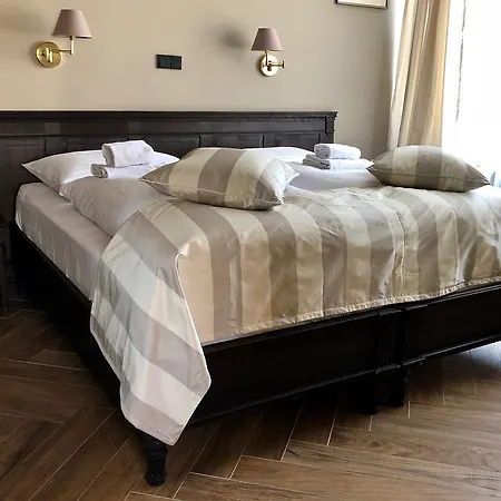 Hotel Merite Altona Gmbh