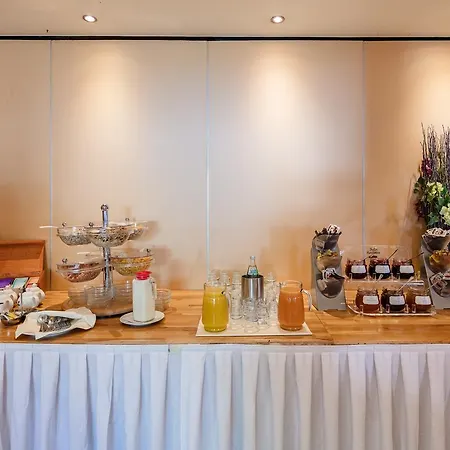 Budget By Zeppelin Hamburgo
