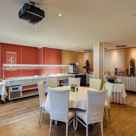 Budget By Zeppelin Hotel