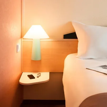 Hotel Ibis Alsterring 3*