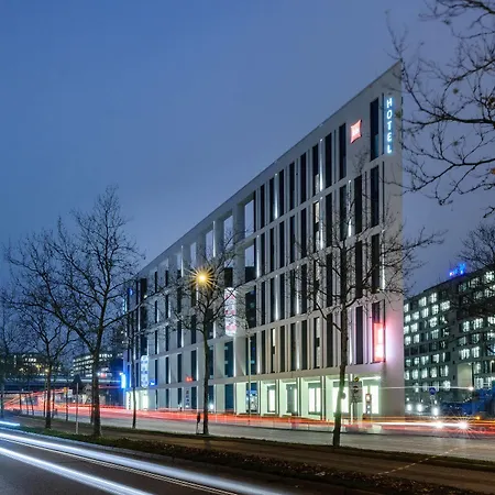 Ibis Szálloda