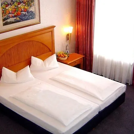 Hotel 66 Hotel 2*
