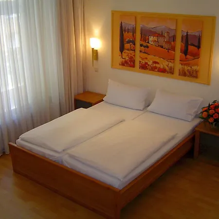 Hotel 66 2* Hamburg