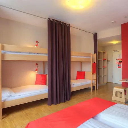 Meininger Center Otel