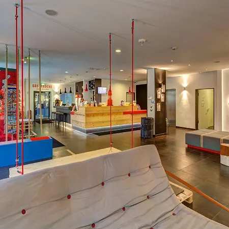 Meininger Center 3*